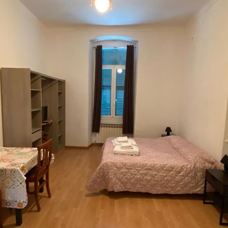 Cavour Guest House Βεντιμίλια Εξωτερικό φωτογραφία