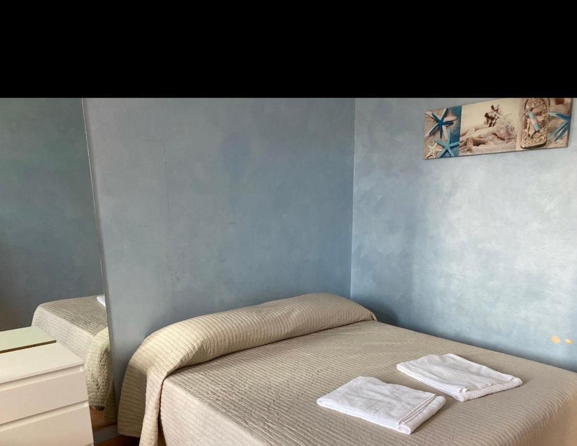 Cavour Guest House Βεντιμίλια Εξωτερικό φωτογραφία