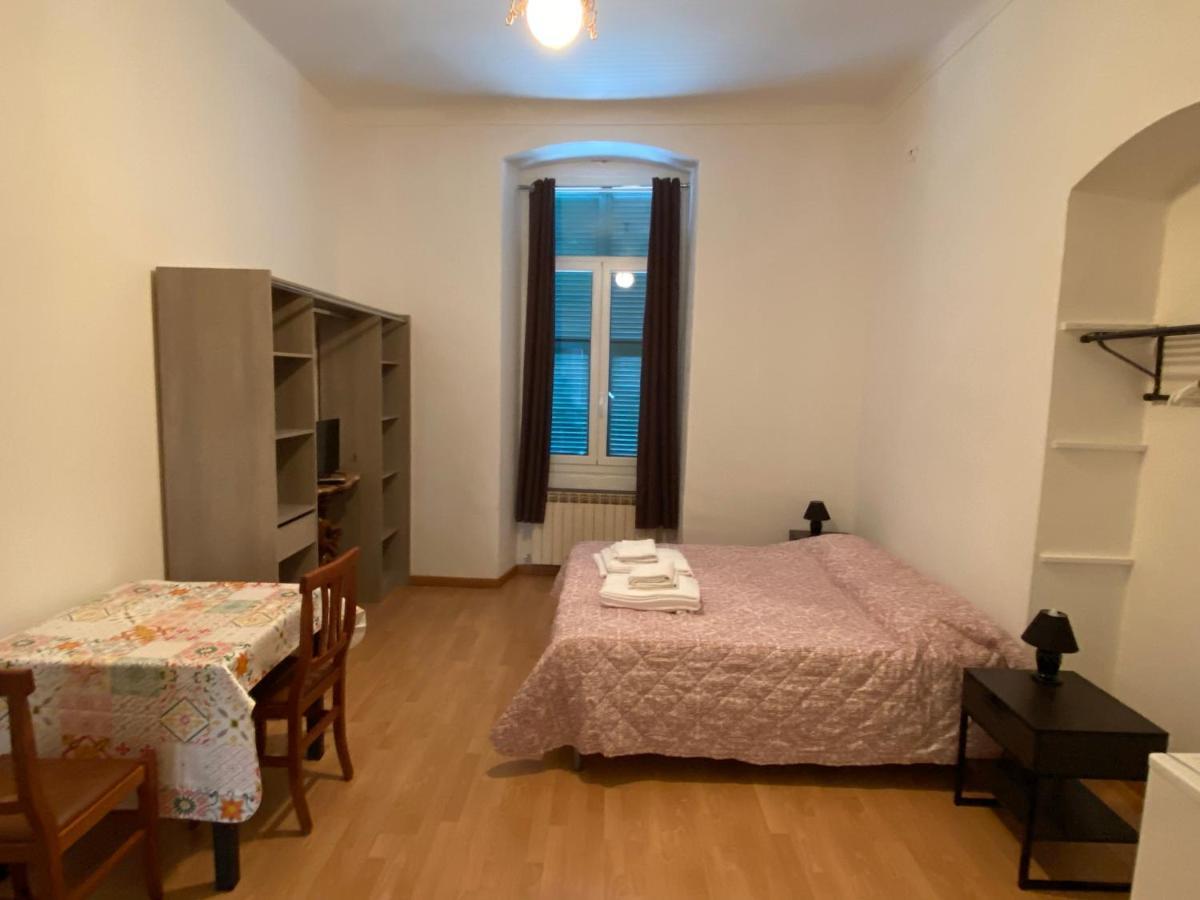 Cavour Guest House Βεντιμίλια Εξωτερικό φωτογραφία
