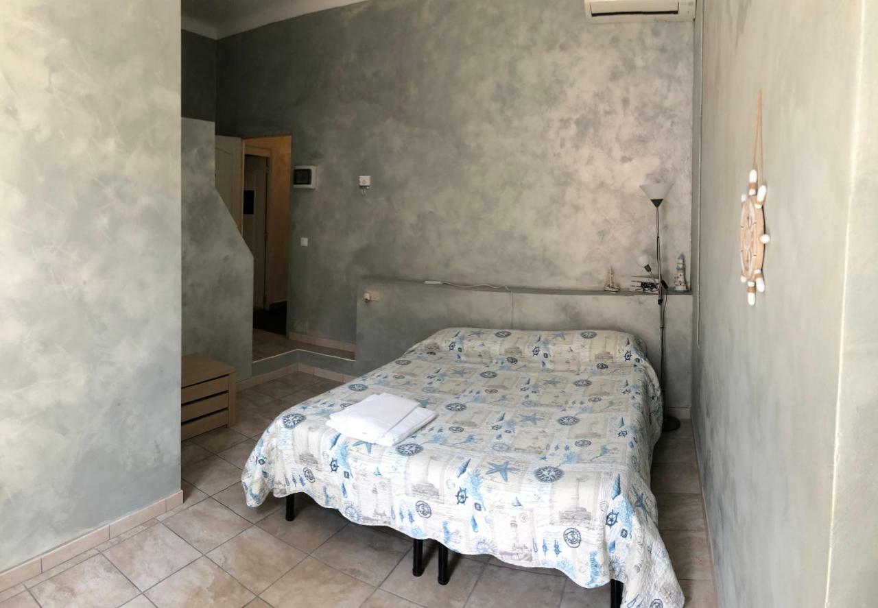 Cavour Guest House Βεντιμίλια Εξωτερικό φωτογραφία